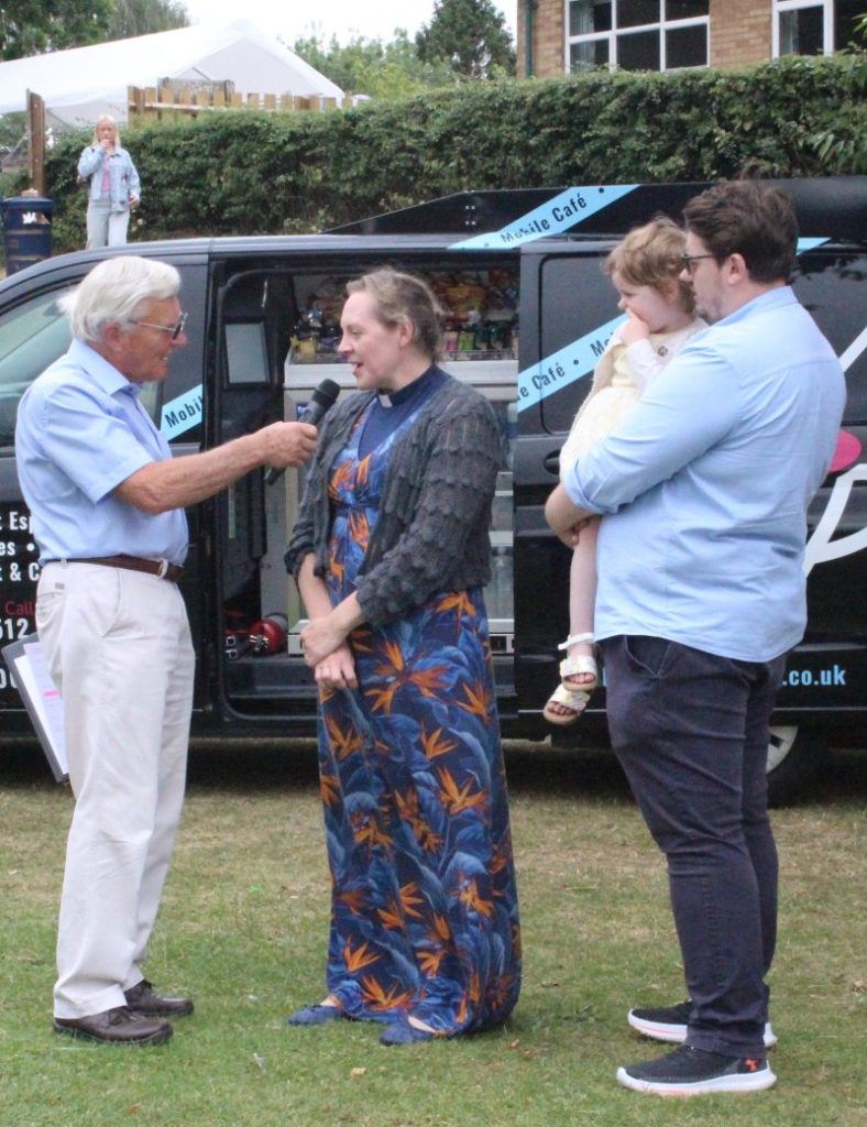 Henry with Merry, Lee and Beatrice